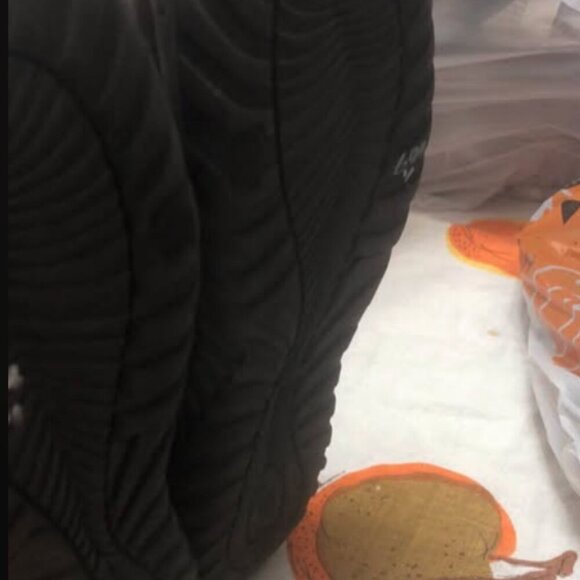 JBU By Jambu Crimson Red Plaid And Brown Slip Ons Excellent preowned condition S - Picture 7 of 7